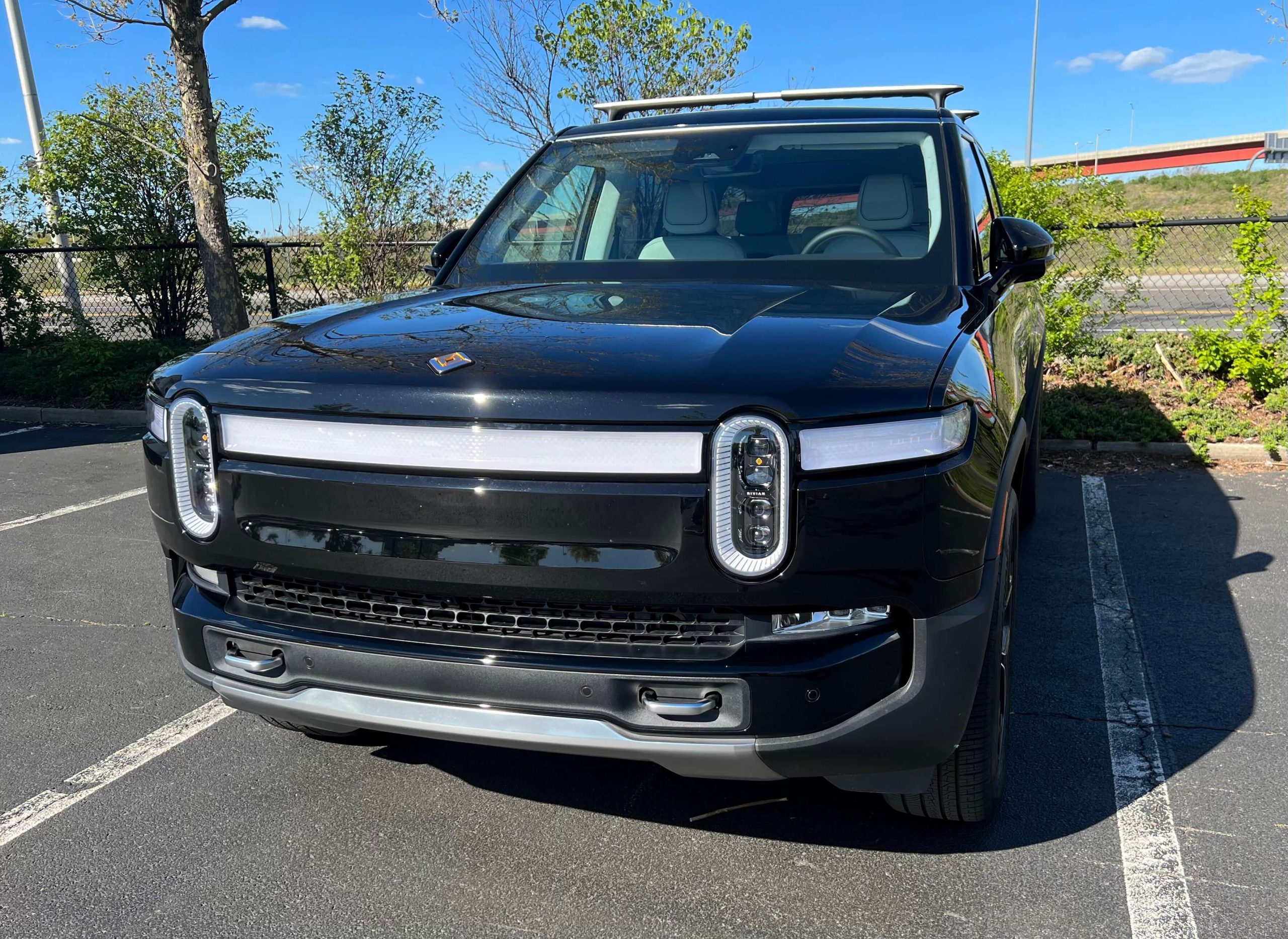 Rivian R1S front view