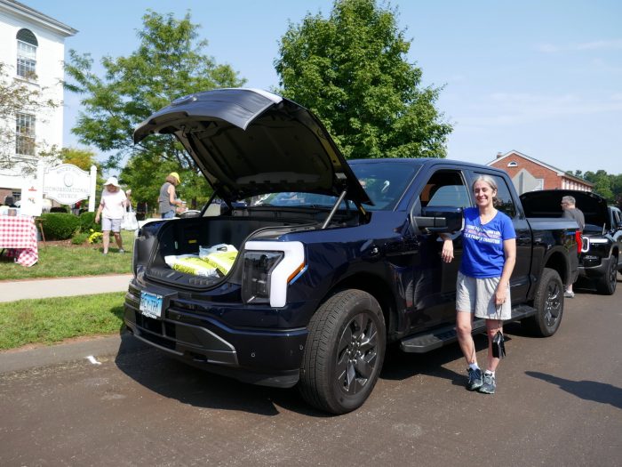 Rocky Hill Congregational Church Green Expo EV showcase