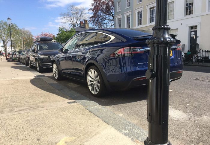 Tesla Charging at Ubitricity Lamppost Charger London