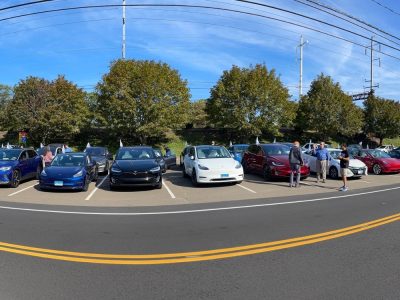 Cars parked before the EV parade - EV C;lub CT