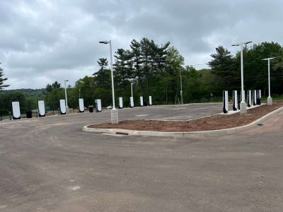 Willington Tesla Superchargers V4